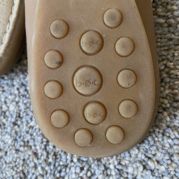 Born B.O.C  Floral Thong Sandals Womens 7M Gold Leather Flat Coquette Fairy - Picture 8 of 8